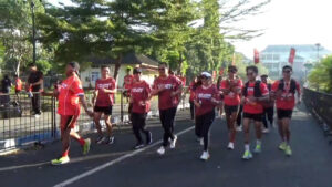 RIBUAN PELARI IKUTI SOEKARNO FUN RUN 2026 DI JEMBER