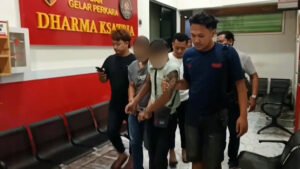 TERLILIT UTANG JUDI ONLINE, DUA PERAMPOK TOKO EMAS DI JEMBER DITANGKAP KURANG DARI 24 JAM