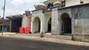 KEMARAU PANJANG, SUMUR MASJID DI JEMBER MENGERING, JAMAAH KESULITAN BERWUDU